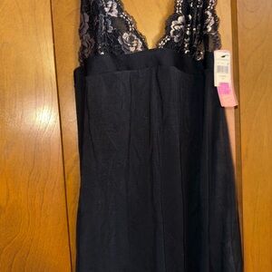 Jezebel Black Lace Chemise